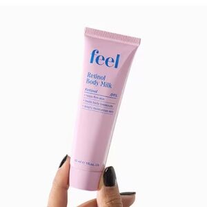 💙4/$20 FEEL BEAUTY Feel Retinol Body Milk